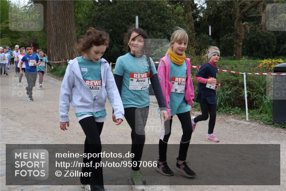 25.04.2026 - Das Zehntel Zöllner http://msf.ph/oto/9597066 25.04.2026 10:48:00 Laufen 7503, 7558, 7519 meine-sportfotos.de