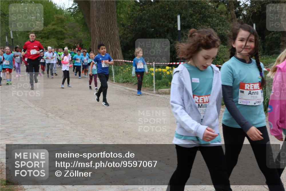 25.04.2026 - Das Zehntel Zöllner http://msf.ph/oto/9597067 25.04.2026 10:48:00 Laufen 7568 meine-sportfotos.de