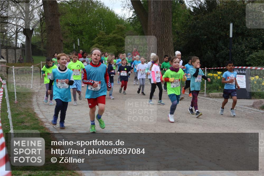 25.04.2026 - Das Zehntel Zöllner http://msf.ph/oto/9597084 25.04.2026 10:48:04 Laufen 5613 meine-sportfotos.de