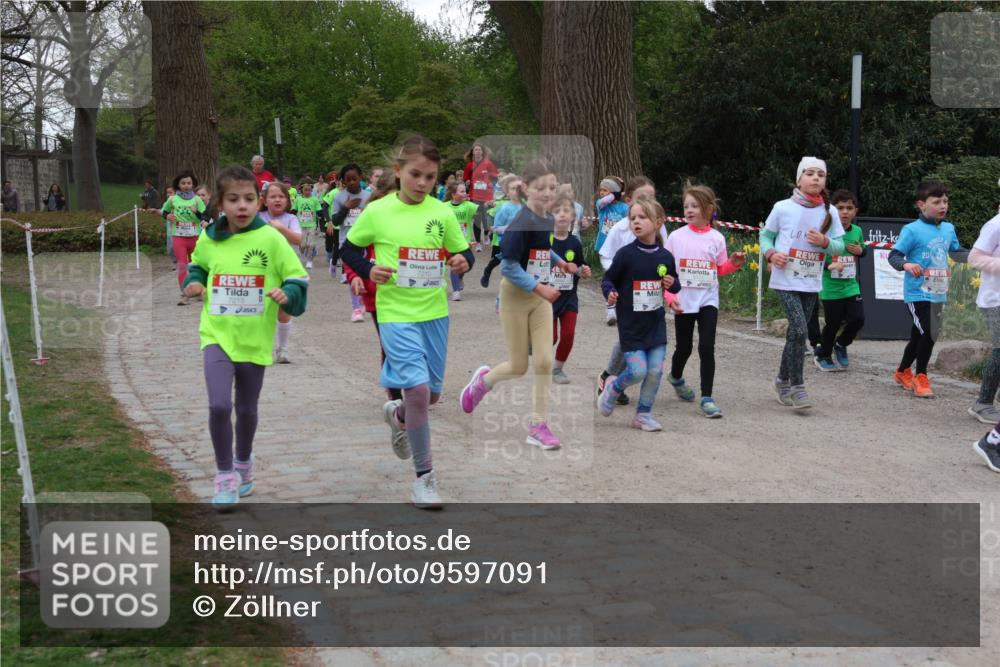 25.04.2026 - Das Zehntel Zöllner http://msf.ph/oto/9597091 25.04.2026 10:48:06 Laufen 7213, 8 meine-sportfotos.de