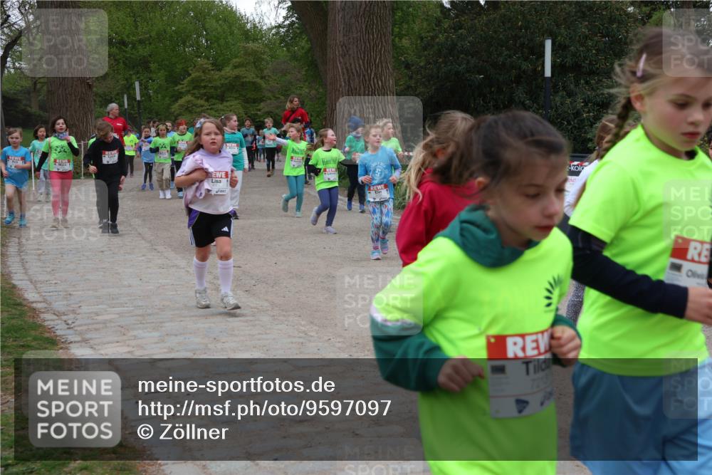 25.04.2026 - Das Zehntel Zöllner http://msf.ph/oto/9597097 25.04.2026 10:48:08 Laufen 7219 meine-sportfotos.de