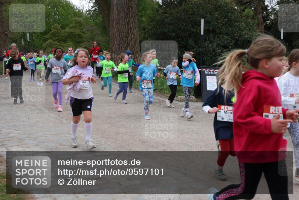 25.04.2026 - Das Zehntel Zöllner http://msf.ph/oto/9597101 25.04.2026 10:48:08 Laufen 6566 meine-sportfotos.de