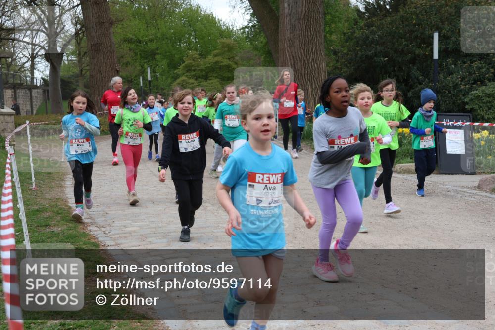 25.04.2026 - Das Zehntel Zöllner http://msf.ph/oto/9597114 25.04.2026 10:48:11 Laufen 6178, 6795 meine-sportfotos.de