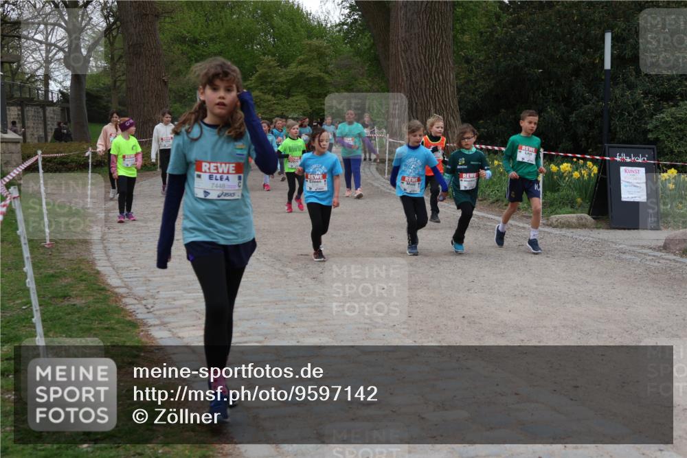 25.04.2026 - Das Zehntel Zöllner http://msf.ph/oto/9597142 25.04.2026 10:48:18 Laufen 7448 meine-sportfotos.de