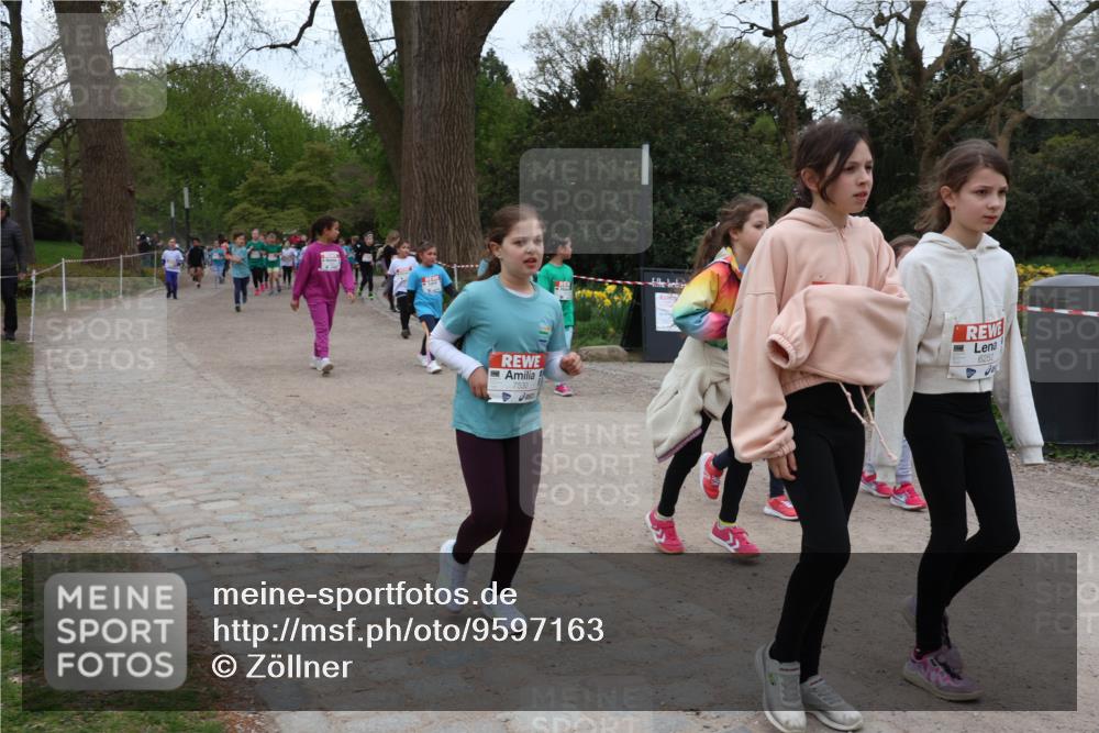 25.04.2026 - Das Zehntel Zöllner http://msf.ph/oto/9597163 25.04.2026 10:48:29 Laufen 6252 meine-sportfotos.de