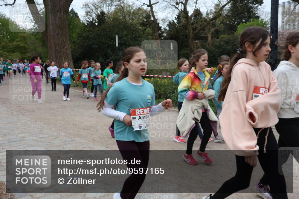 25.04.2026 - Das Zehntel Zöllner http://msf.ph/oto/9597165 25.04.2026 10:48:29 Laufen 7530 meine-sportfotos.de