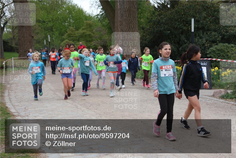 25.04.2026 - Das Zehntel Zöllner http://msf.ph/oto/9597204 25.04.2026 10:48:43 Laufen 7457 meine-sportfotos.de