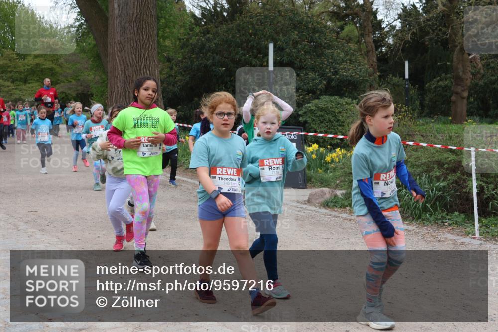 25.04.2026 - Das Zehntel Zöllner http://msf.ph/oto/9597216 25.04.2026 10:48:46 Laufen 7035, 7451, 7419 meine-sportfotos.de
