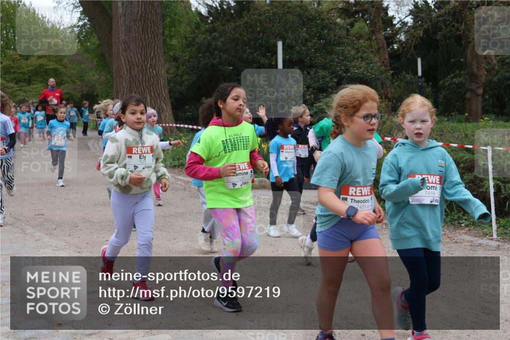 25.04.2026 - Das Zehntel Zöllner http://msf.ph/oto/9597219 25.04.2026 10:48:47 Laufen 7035, 7028, 7451, 7419 meine-sportfotos.de