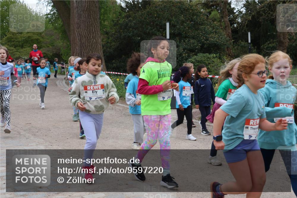 25.04.2026 - Das Zehntel Zöllner http://msf.ph/oto/9597220 25.04.2026 10:48:47 Laufen 6218, 7035, 7008, 745 meine-sportfotos.de