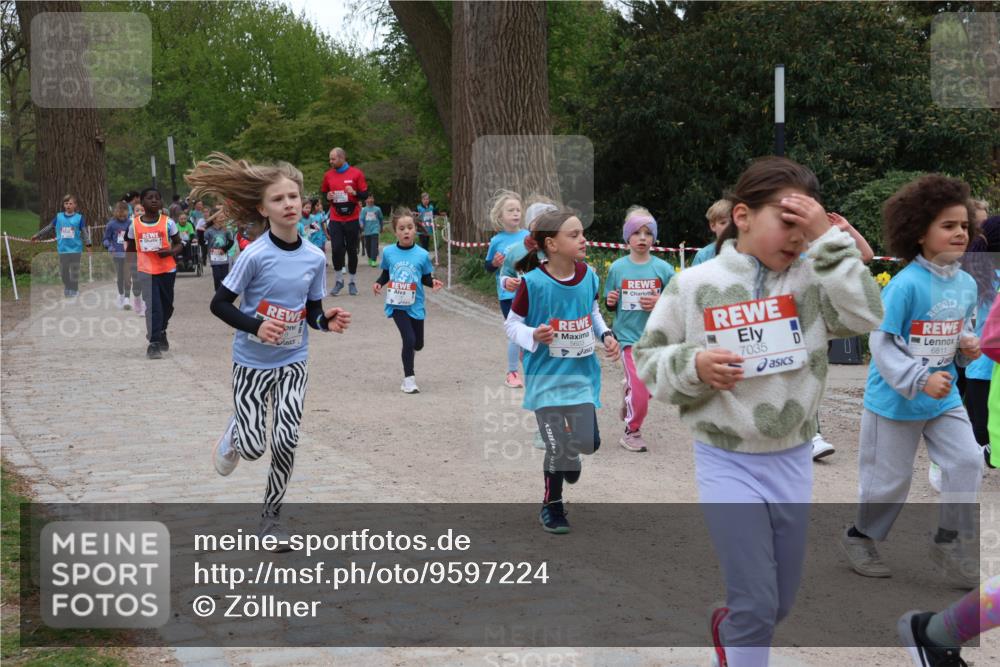 25.04.2026 - Das Zehntel Zöllner http://msf.ph/oto/9597224 25.04.2026 10:48:48 Laufen 7035, 6811 meine-sportfotos.de