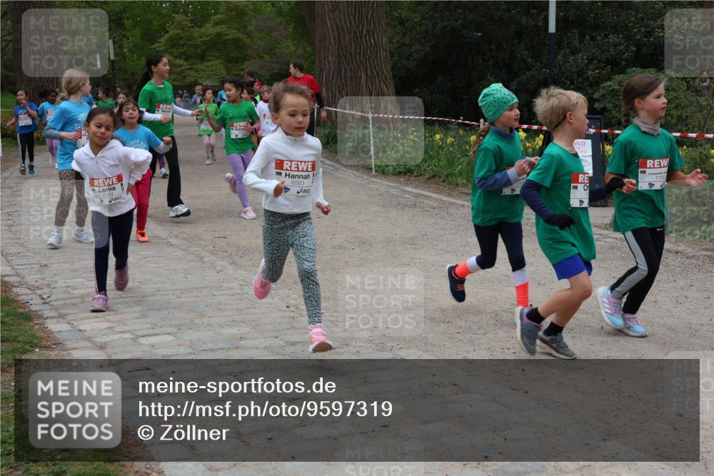 25.04.2026 - Das Zehntel Zöllner http://msf.ph/oto/9597319 25.04.2026 10:49:19 Laufen 20, 6559, 6563, 7765 meine-sportfotos.de