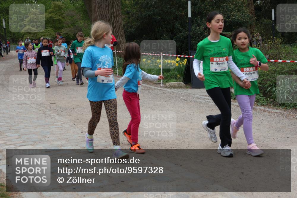25.04.2026 - Das Zehntel Zöllner http://msf.ph/oto/9597328 25.04.2026 10:49:21 Laufen 20, 680, 5851, 5853 meine-sportfotos.de