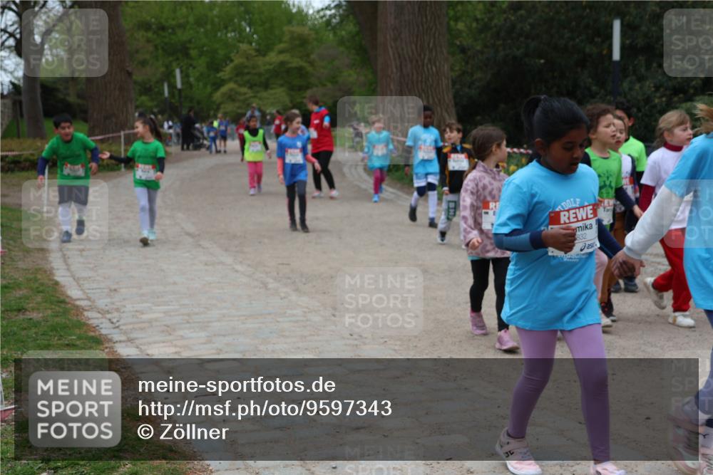 25.04.2026 - Das Zehntel Zöllner http://msf.ph/oto/9597343 25.04.2026 10:49:26 Laufen 832 meine-sportfotos.de
