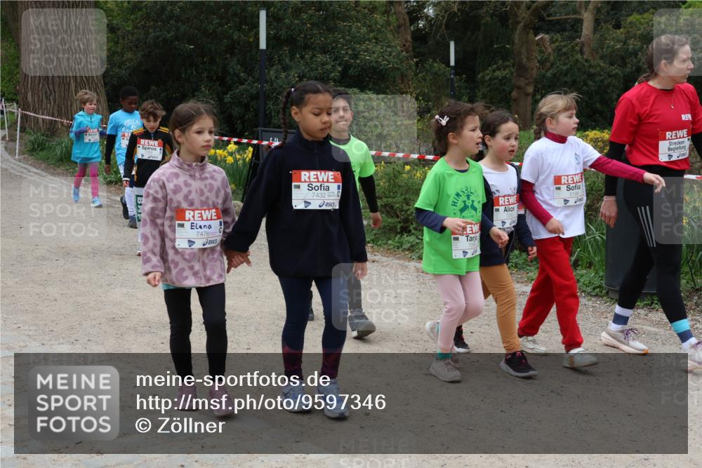 25.04.2026 - Das Zehntel Zöllner http://msf.ph/oto/9597346 25.04.2026 10:49:28 Laufen 7476, 7432, 5199 meine-sportfotos.de