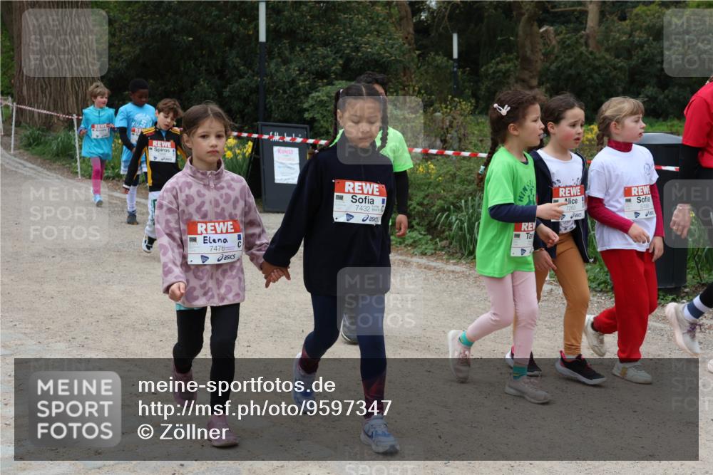 25.04.2026 - Das Zehntel Zöllner http://msf.ph/oto/9597347 25.04.2026 10:49:28 Laufen 7476, 7432, 7263, 5199 meine-sportfotos.de