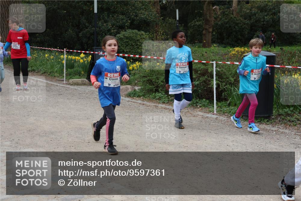 25.04.2026 - Das Zehntel Zöllner http://msf.ph/oto/9597361 25.04.2026 10:49:32 Laufen 6288 meine-sportfotos.de