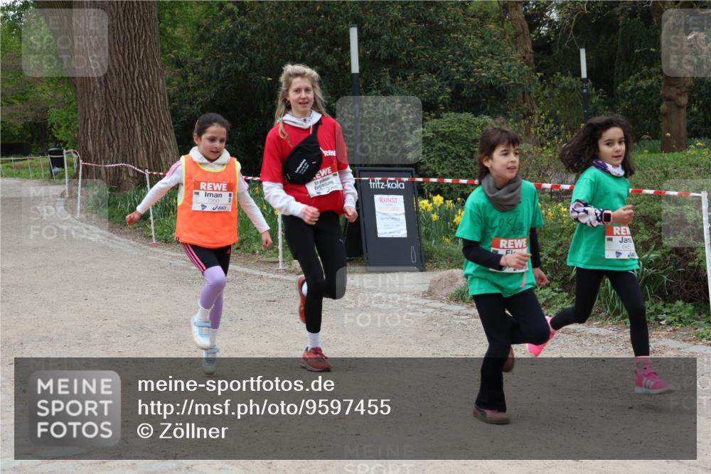 25.04.2026 - Das Zehntel Zöllner http://msf.ph/oto/9597455 25.04.2026 10:50:43 Laufen 7350 meine-sportfotos.de