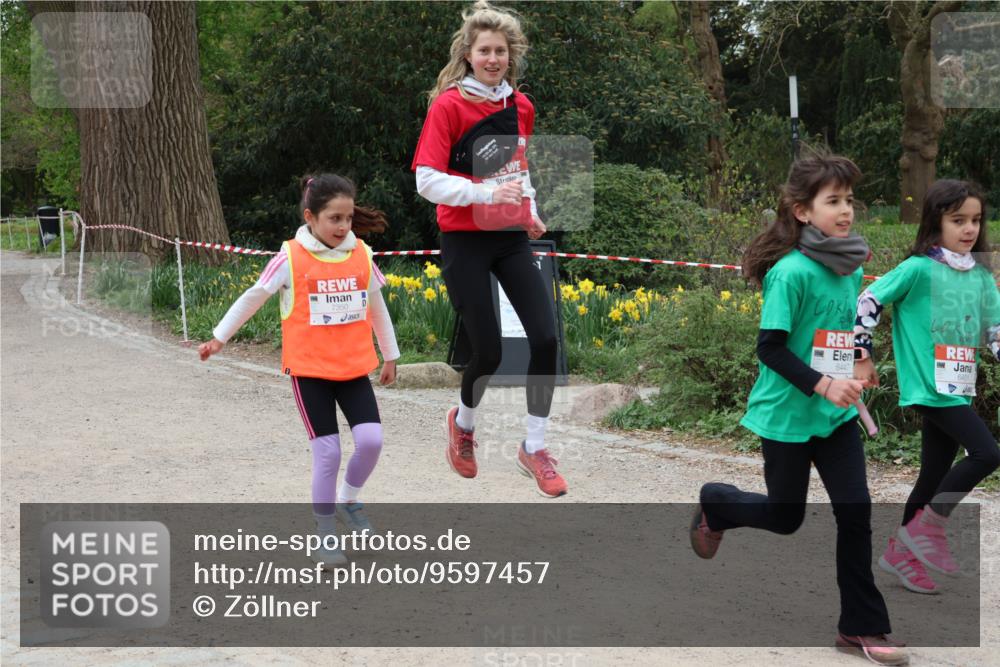 25.04.2026 - Das Zehntel Zöllner http://msf.ph/oto/9597457 25.04.2026 10:50:43 Laufen 7350, 6447 meine-sportfotos.de