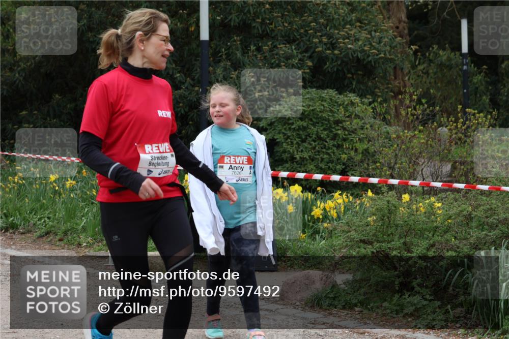 25.04.2026 - Das Zehntel Zöllner http://msf.ph/oto/9597492 25.04.2026 10:51:27 Laufen 7626 meine-sportfotos.de