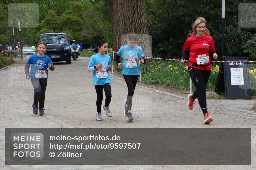 25.04.2026 - Das Zehntel Zöllner http://msf.ph/oto/9597507 25.04.2026 10:51:46 Laufen 20, 10, 5470, 20, 10 meine-sportfotos.de
