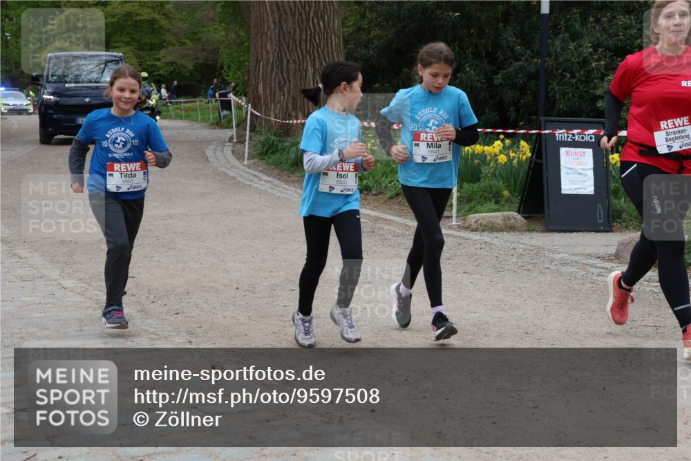 25.04.2026 - Das Zehntel Zöllner http://msf.ph/oto/9597508 25.04.2026 10:51:47 Laufen 20, 10, 6863, 6835, 20, 6841 meine-sportfotos.de