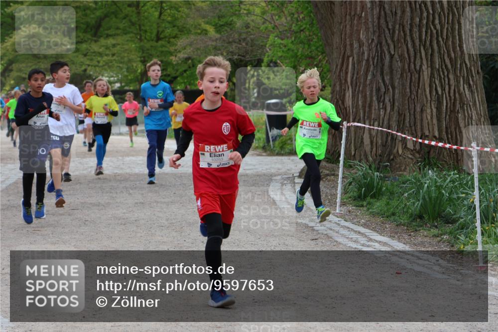 25.04.2026 - Das Zehntel Zöllner http://msf.ph/oto/9597653 25.04.2026 12:38:58 Laufen 10, 10253 meine-sportfotos.de
