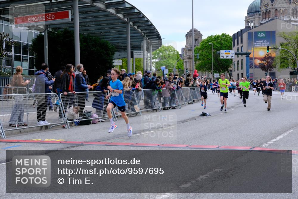 25.04.2026 - Das Zehntel Tim E. http://msf.ph/oto/9597695 25.04.2026 14:51:15 Ziel 15043, 15060, 15597, 15795, 16122, 16124, 16446, 16613, 16631, 16847, 17264, 17572, 17649, 17659, 17877 meine-sportfotos.de
