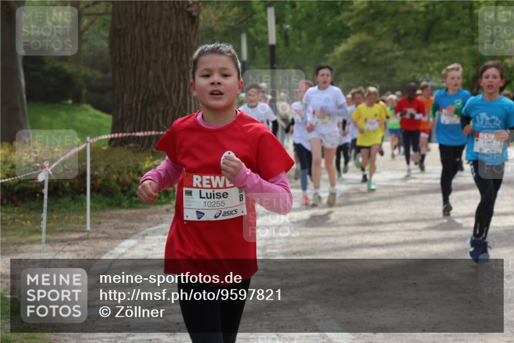 25.04.2026 - Das Zehntel Zöllner http://msf.ph/oto/9597821 25.04.2026 12:39:38 Laufen 10255 meine-sportfotos.de