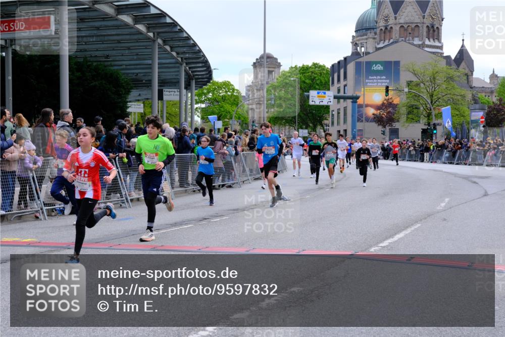 25.04.2026 - Das Zehntel Tim E. http://msf.ph/oto/9597832 25.04.2026 14:51:26 Ziel 15060, 15333, 15565, 15776, 15789, 15863, 15881, 16122, 16124, 16130, 16226, 16346, 16355, 16626, 16688, 16824, 16932, 17258, 17264, 17573, 17863, 17871, 17875, 18169, 18172 meine-sportfotos.de
