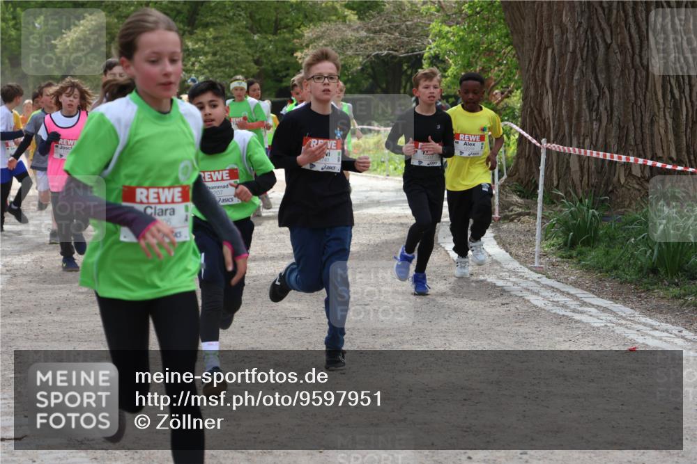 25.04.2026 - Das Zehntel Zöllner http://msf.ph/oto/9597951 25.04.2026 12:40:10 Laufen 207, 741, 10417, 95 meine-sportfotos.de