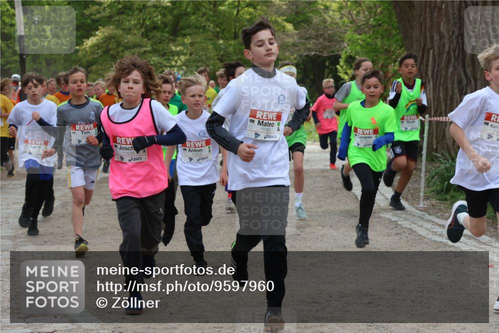 25.04.2026 - Das Zehntel Zöllner http://msf.ph/oto/9597960 25.04.2026 12:40:13 Laufen 1509, 103, 11638, 11078, 11085, 12794, 11 meine-sportfotos.de