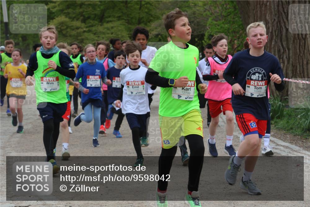 25.04.2026 - Das Zehntel Zöllner http://msf.ph/oto/9598042 25.04.2026 12:40:30 Laufen 11007, 11449, 12709, 10568 meine-sportfotos.de