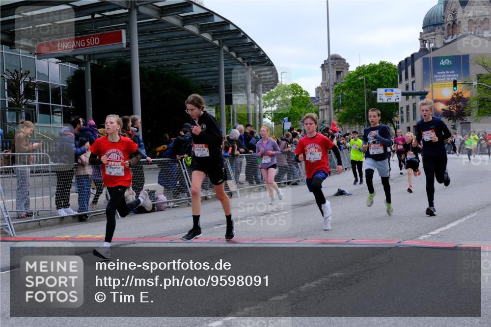 25.04.2026 - Das Zehntel Tim E. http://msf.ph/oto/9598091 25.04.2026 14:51:48 Ziel 15119, 15123, 15259, 15643, 15977, 16155, 16343, 16528, 16573, 16733, 17042, 17043, 17245, 17490, 17577, 17678, 17914, 17920, 18073, 18236 meine-sportfotos.de