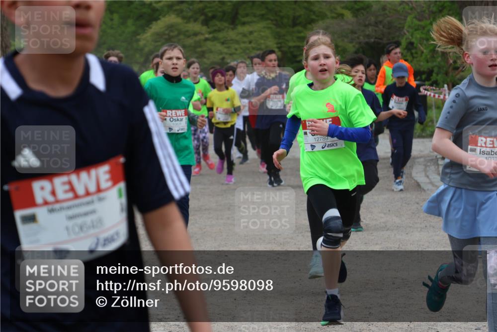 25.04.2026 - Das Zehntel Zöllner http://msf.ph/oto/9598098 25.04.2026 12:40:43 Laufen 10648, 10635, 12789, 1031 meine-sportfotos.de