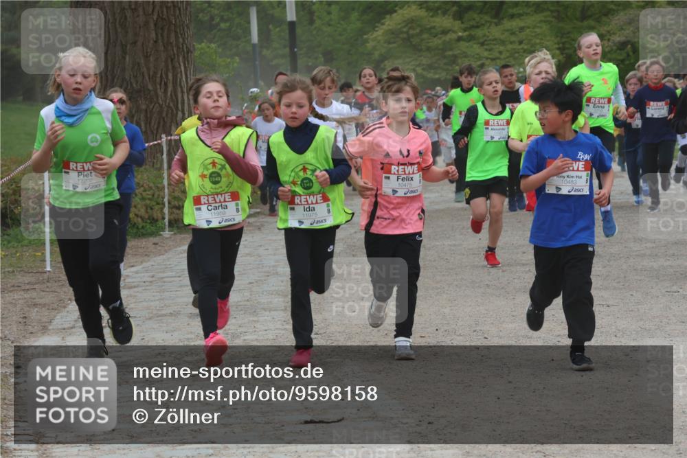 25.04.2026 - Das Zehntel Zöllner http://msf.ph/oto/9598158 25.04.2026 12:40:56 Laufen 12202, 1949, 11959, 1949, 11975, 10475, 10483 meine-sportfotos.de