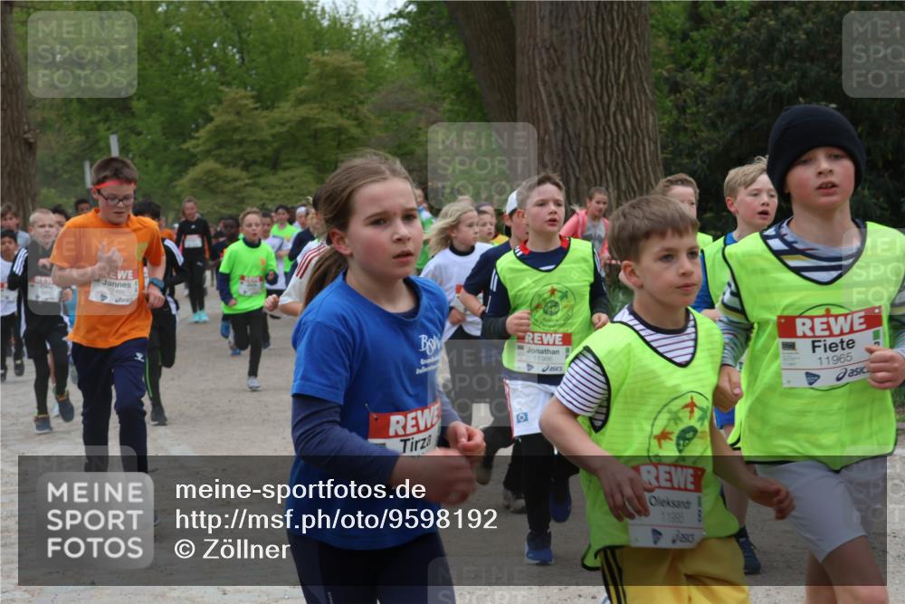 25.04.2026 - Das Zehntel Zöllner http://msf.ph/oto/9598192 25.04.2026 12:41:04 Laufen 12458, 11986, 11965 meine-sportfotos.de