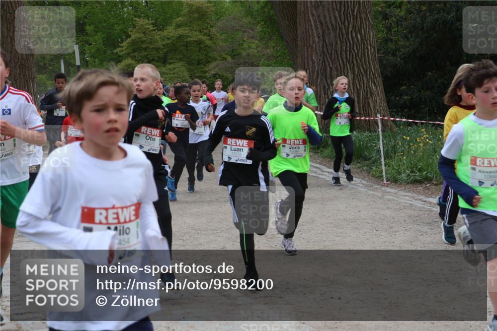 25.04.2026 - Das Zehntel Zöllner http://msf.ph/oto/9598200 25.04.2026 12:41:06 Laufen 49, 11270, 454, 11275, 12696, 10844 meine-sportfotos.de