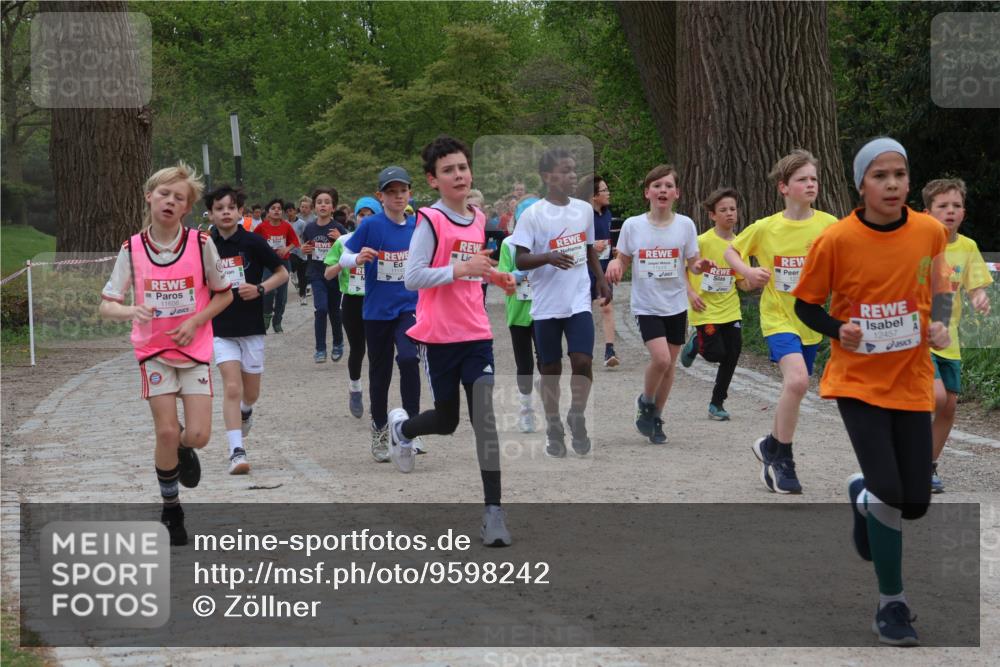 25.04.2026 - Das Zehntel Zöllner http://msf.ph/oto/9598242 25.04.2026 12:41:13 Laufen 11656, 12457 meine-sportfotos.de
