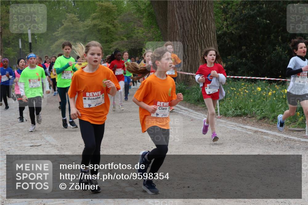 25.04.2026 - Das Zehntel Zöllner http://msf.ph/oto/9598354 25.04.2026 12:41:32 Laufen 12412, 12419 meine-sportfotos.de