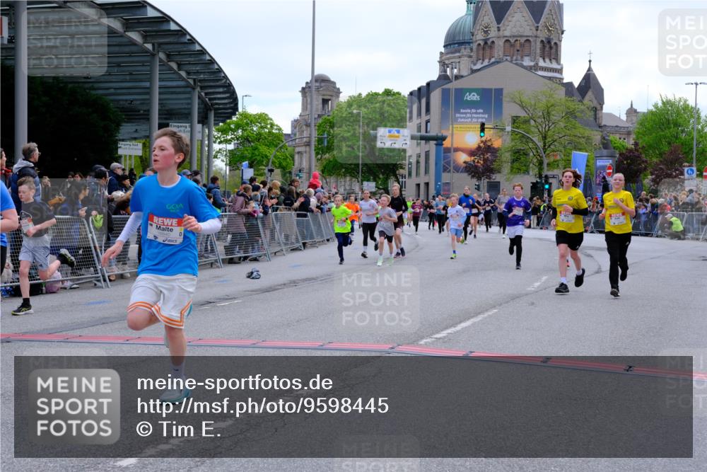 25.04.2026 - Das Zehntel Tim E. http://msf.ph/oto/9598445 25.04.2026 14:52:11 Ziel 15064, 15118, 15281, 15334, 15406, 15408, 15542, 15544, 15562, 15642, 15716, 15751, 15817, 15836, 15837, 15862, 15957, 15964, 16114, 16238, 16426, 16508, 16527, 16709, 16746, 16831, 16840, 16960, 17064, 17097, 17375, 17442, 17443, 17476, 17672, 17673, 17995, 18306 meine-sportfotos.de