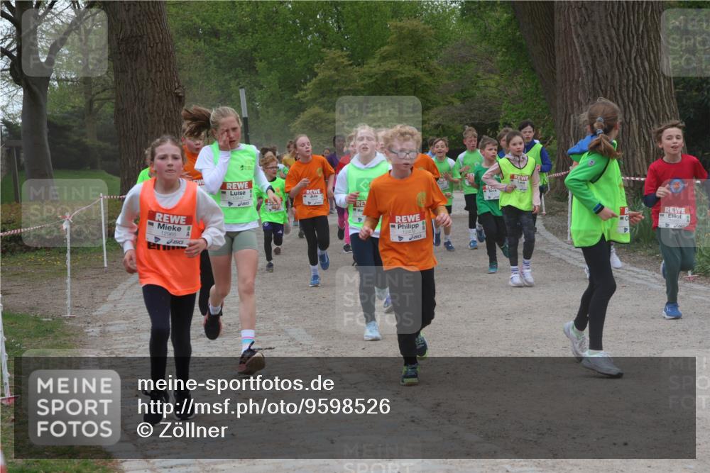 25.04.2026 - Das Zehntel Zöllner http://msf.ph/oto/9598526 25.04.2026 12:42:01 Laufen 12965, 12409 meine-sportfotos.de