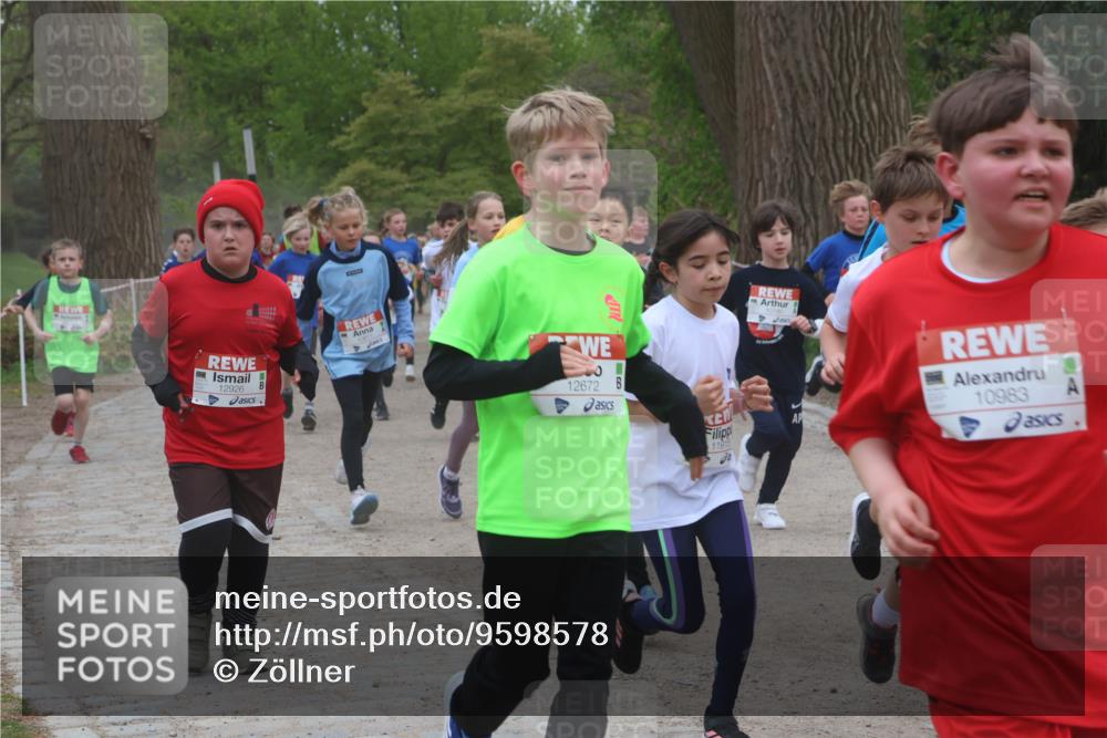 25.04.2026 - Das Zehntel Zöllner http://msf.ph/oto/9598578 25.04.2026 12:42:09 Laufen 12926, 12672, 11915, 10983 meine-sportfotos.de
