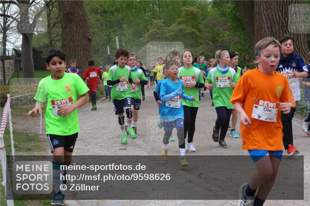 25.04.2026 - Das Zehntel Zöllner http://msf.ph/oto/9598626 25.04.2026 12:42:18 Laufen 7, 11313, 12195, 12446 meine-sportfotos.de