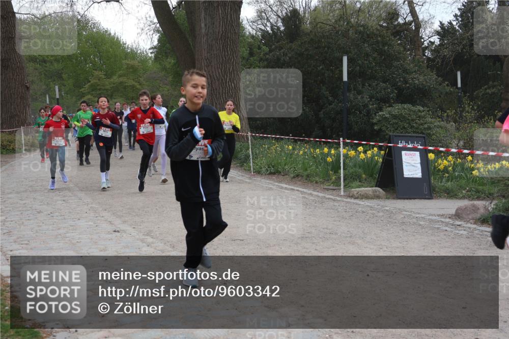 25.04.2026 - Das Zehntel Zöllner http://msf.ph/oto/9603342 25.04.2026 14:42:08 Laufen 15330 meine-sportfotos.de