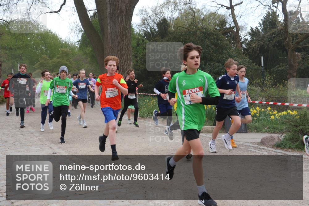 25.04.2026 - Das Zehntel Zöllner http://msf.ph/oto/9603414 25.04.2026 14:42:21 Laufen 15499 meine-sportfotos.de