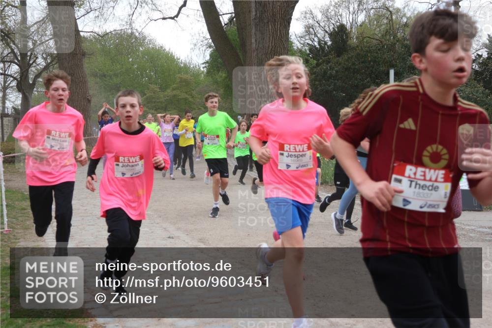 25.04.2026 - Das Zehntel Zöllner http://msf.ph/oto/9603451 25.04.2026 14:42:27 Laufen 16980, 16969, 18337, 22 meine-sportfotos.de