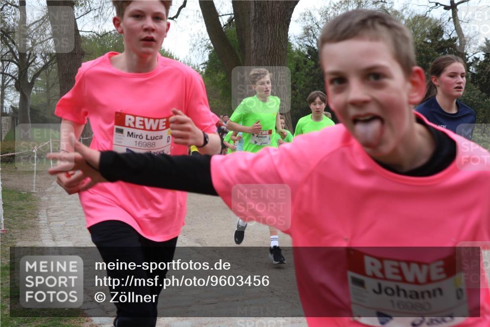 25.04.2026 - Das Zehntel Zöllner http://msf.ph/oto/9603456 25.04.2026 14:42:28 Laufen 16988, 16980 meine-sportfotos.de
