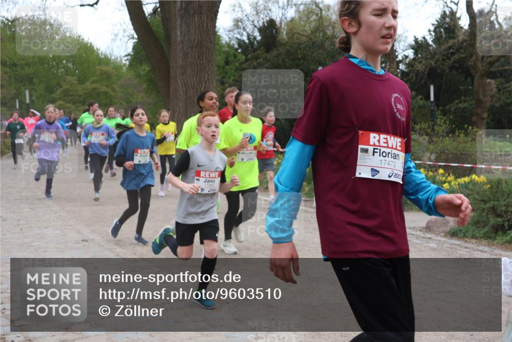 25.04.2026 - Das Zehntel Zöllner http://msf.ph/oto/9603510 25.04.2026 14:42:38 Laufen 17490, 17472 meine-sportfotos.de