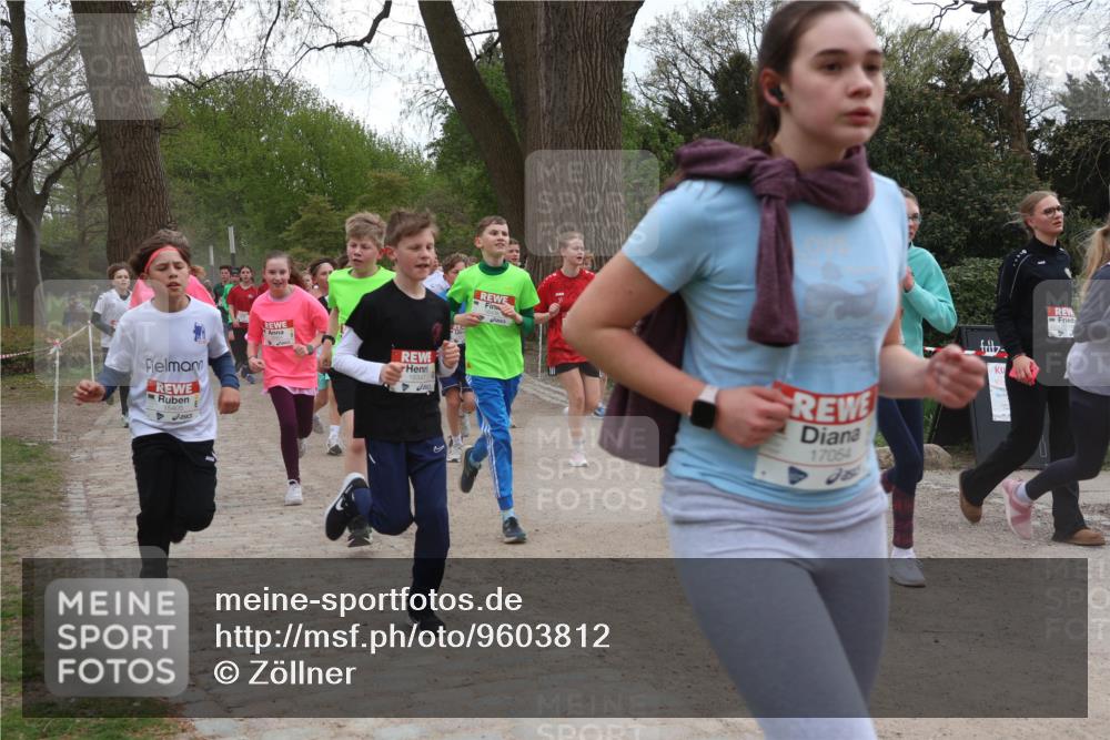 25.04.2026 - Das Zehntel Zöllner http://msf.ph/oto/9603812 25.04.2026 14:43:23 Laufen 16347, 17064, 48 meine-sportfotos.de